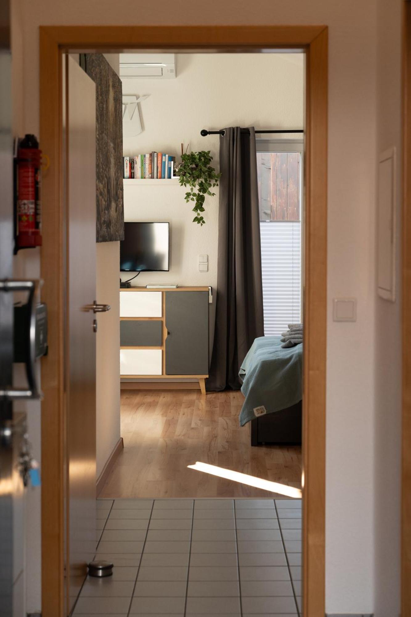 Ferienwohnung Neuhaus Вольфсбург Экстерьер фото